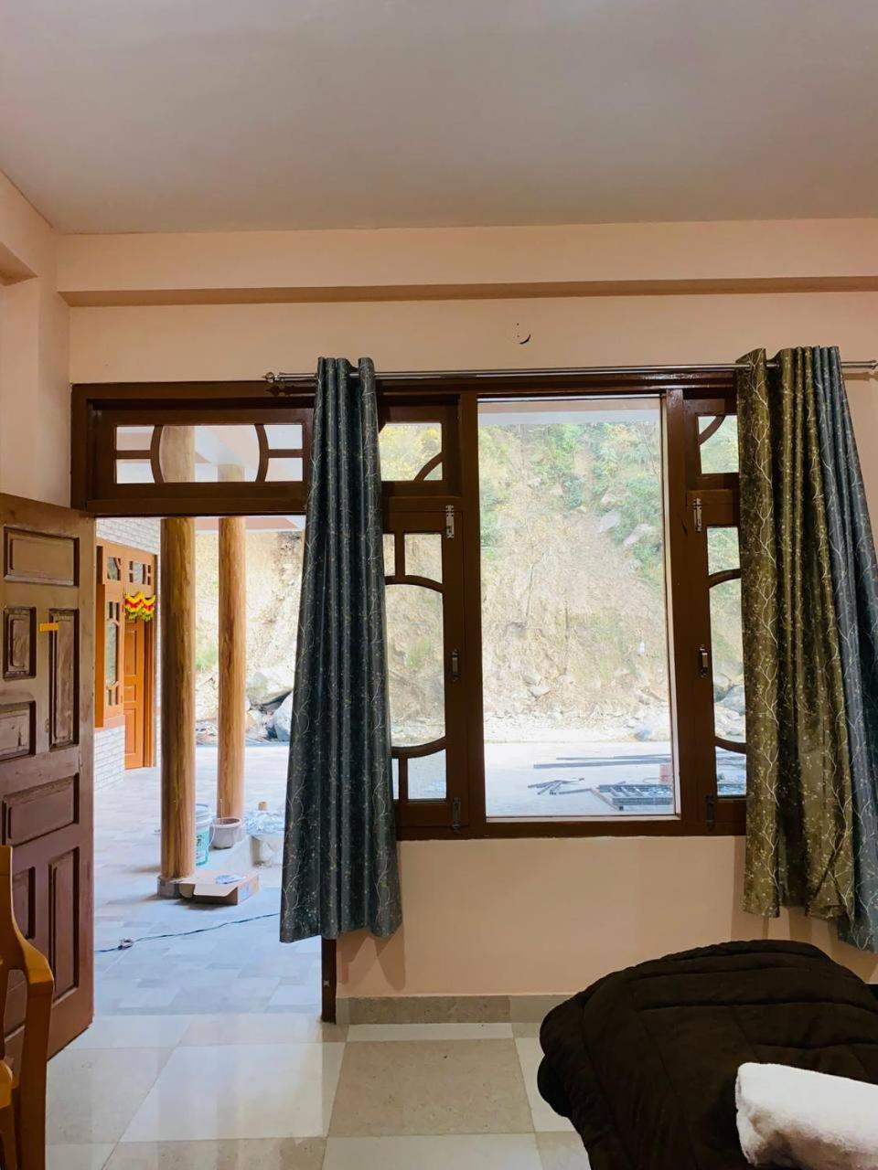 Hom House Of Mannmauji Riverside Kasol Buitenkant foto